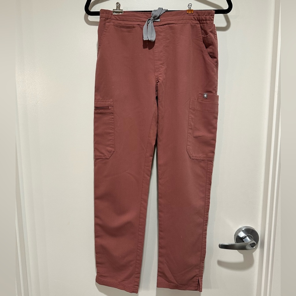 Figs Scrub Set In Mauve - image 4